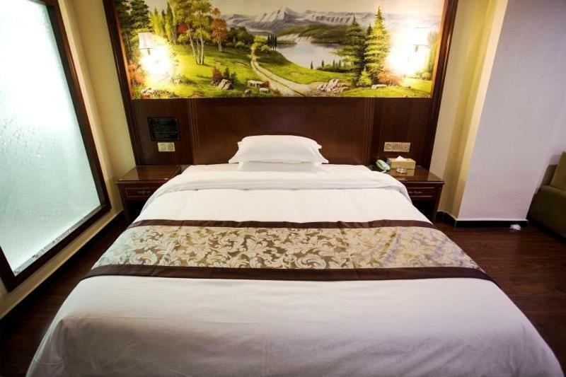 Longhui Business Hotel هويزو المظهر الخارجي الصورة